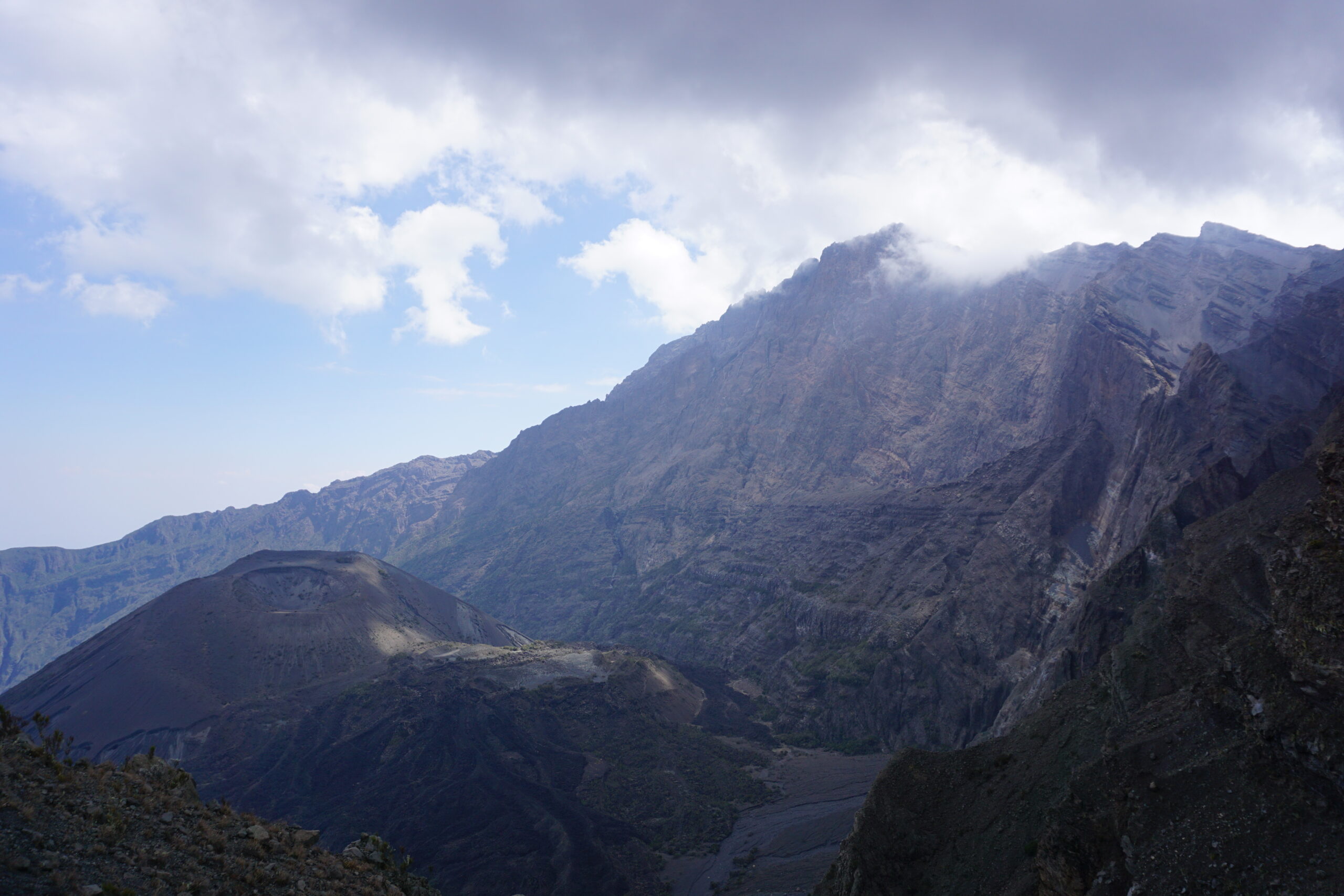  Meru summit covered in clouds